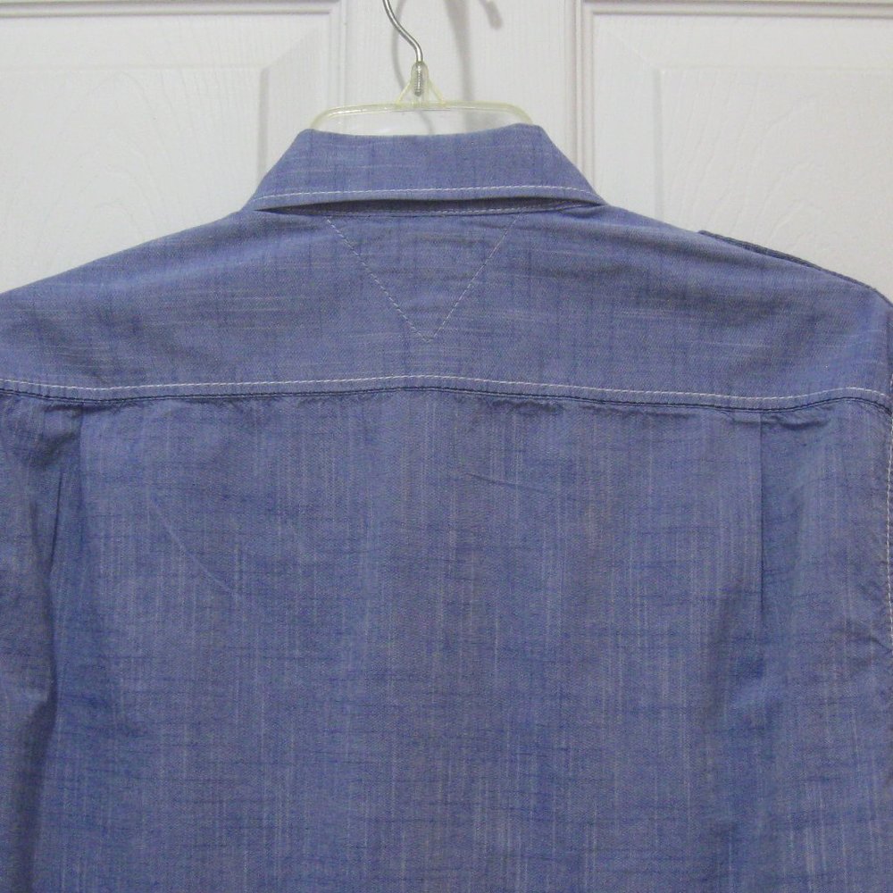 ***SOLD*** Tommy Hilfiger Blue Chambray Roll Tab Sleeve Casual Shirt - Picture 9 of 13